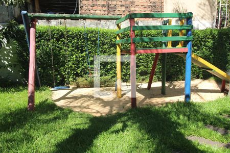 Área comum - Playground de apartamento para alugar com 2 quartos, 58m² em Azenha, Porto Alegre