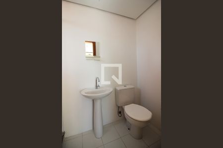 Banheiro da Suíte de apartamento para alugar com 2 quartos, 58m² em Azenha, Porto Alegre