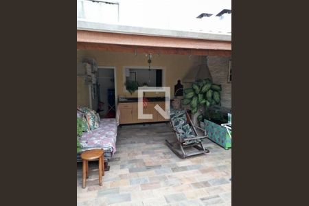 Casa à venda com 3 quartos, 294m² em Vila Carrão, São Paulo