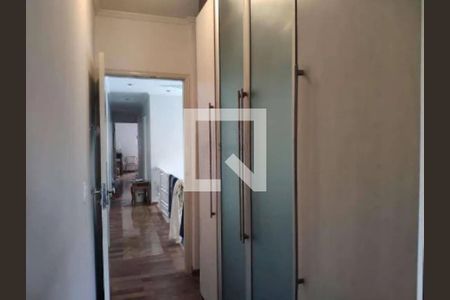 Casa à venda com 3 quartos, 233m² em Vila Santa Isabel, São Paulo