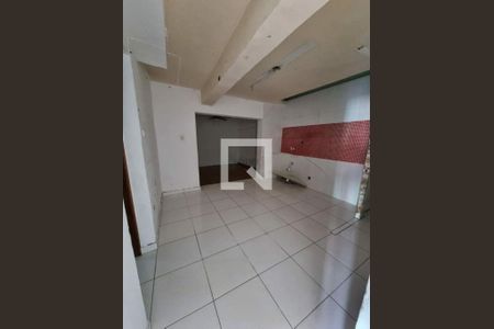 Casa à venda com 6 quartos, 400m² em Vila Carrão, São Paulo