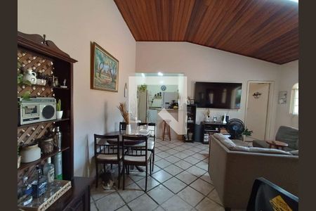 Casa à venda com 2 quartos, 90m² em Itaipu, Niterói
