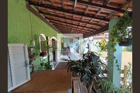 Casa à venda com 2 quartos, 90m² em Itaipu, Niterói