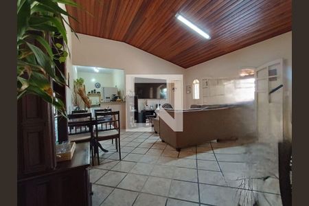 Casa à venda com 2 quartos, 90m² em Itaipu, Niterói