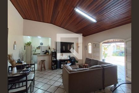 Casa à venda com 2 quartos, 90m² em Itaipu, Niterói