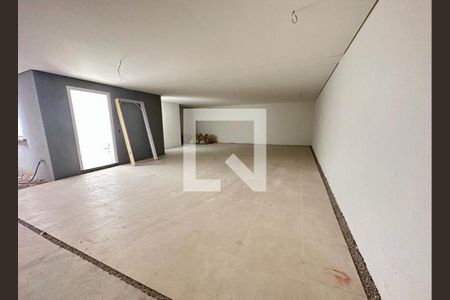 Casa à venda com 6 quartos, 450m² em Campo Belo, São Paulo