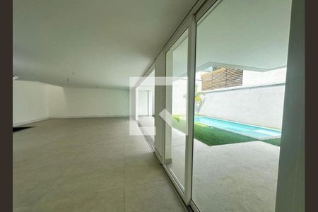 Casa à venda com 6 quartos, 450m² em Campo Belo, São Paulo