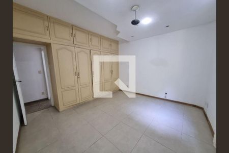 Apartamento à venda com 3 quartos, 110m² em Icaraí, Niterói
