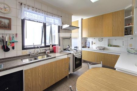 Cozinha de apartamento à venda com 3 quartos, 190m² em Jardim Messina, Jundiaí