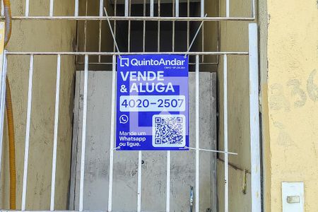 Plaquinha de casa para alugar com 2 quartos, 130m² em Cidade Ademar, São Paulo