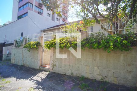 Fachada de casa para alugar com 2 quartos, 350m² em Passo D’areia, Porto Alegre