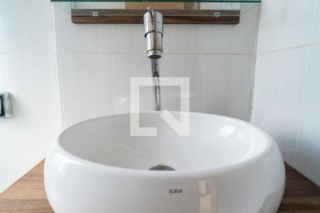 Banheiro de apartamento à venda com 2 quartos, 58m² em Vila Santa Catarina, São Paulo