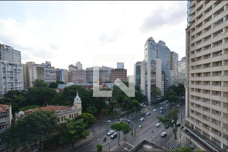 Vista de apartamento à venda com 3 quartos, 133m² em Centro, Belo Horizonte
