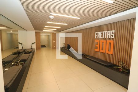 Hall de entrada de apartamento à venda com 1 quarto, 45m² em Azenha, Porto Alegre