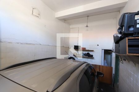 Garagem de casa para alugar com 2 quartos, 150m² em Vila Antonieta, São Paulo