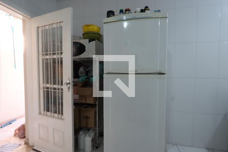 Cozinha de casa para alugar com 2 quartos, 150m² em Vila Antonieta, São Paulo