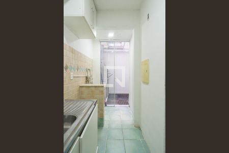 Cozinha de apartamento à venda com 2 quartos, 57m² em Menino Deus, Porto Alegre