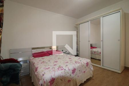 Casa 1 - Quarto 1 de casa à venda com 2 quartos, 240m² em Vila Curuçá, Santo André