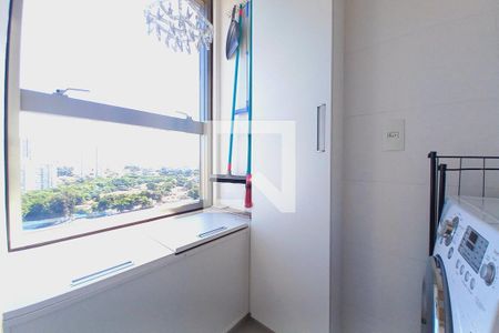 Área de Serviço de apartamento para alugar com 2 quartos, 70m² em Cambuí, Campinas