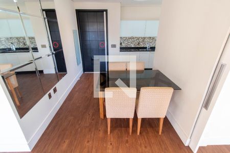 Sala de jantar de apartamento para alugar com 2 quartos, 70m² em Cambuí, Campinas