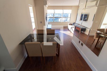 Sala de jantar de apartamento para alugar com 2 quartos, 70m² em Cambuí, Campinas
