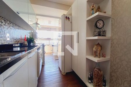 Cozinha de apartamento para alugar com 2 quartos, 70m² em Cambuí, Campinas