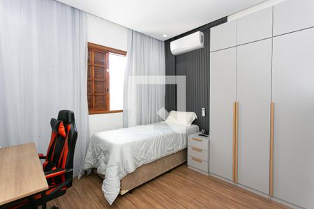 Suíte 2 de casa à venda com 3 quartos, 200m² em Vila Esperança, São Paulo