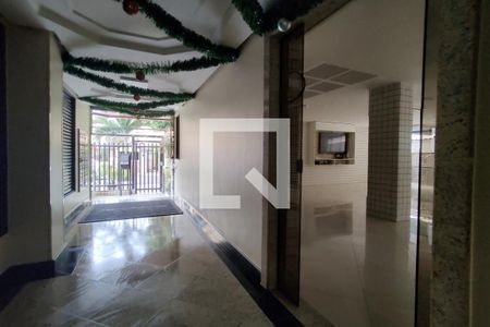 Hall de entrada de apartamento à venda com 4 quartos, 149m² em Jacarepaguá, Rio de Janeiro