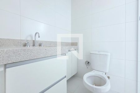 Banheiro da Suíte de apartamento para alugar com 1 quarto, 79m² em Parque Res. Aquarius, São José dos Campos