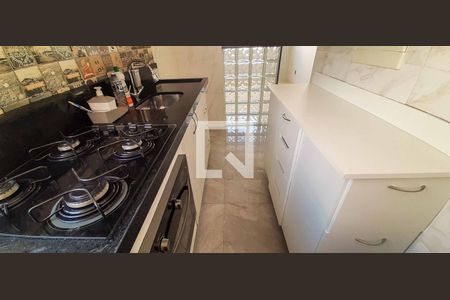 Cozinha de apartamento à venda com 2 quartos, 42m² em Jardim Boa Vista (zona Oeste), Osasco
