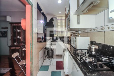 Cozinha e Área de Serviço de kitnet/studio para alugar com 1 quarto, 45m² em Cristo Redentor, Porto Alegre