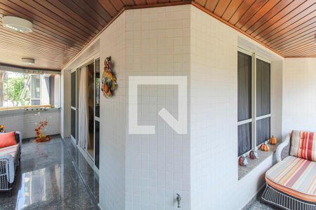 Varanda da Sala de apartamento à venda com 4 quartos, 250m² em Jardim Avelino, São Paulo