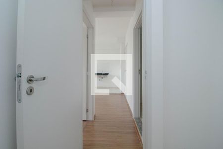 Corredor de apartamento para alugar com 2 quartos, 48m² em Cidade São Mateus, São Paulo