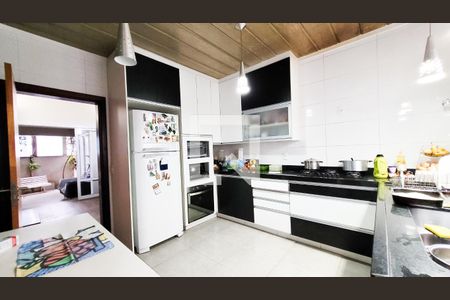 Cozinha de casa de condomínio à venda com 5 quartos, 413m² em Loteamento Alphaville Campinas, Campinas