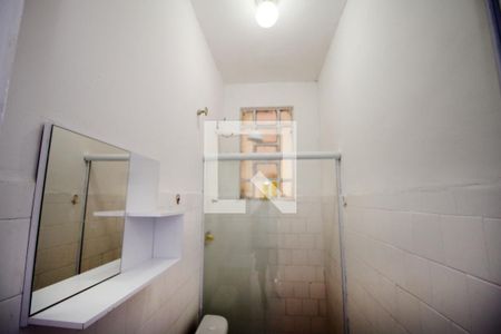 Banheiro de casa para alugar com 1 quarto, 82m² em Olaria, Rio de Janeiro