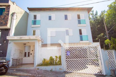 Fachada de apartamento para alugar com 2 quartos, 47m² em Jardim Teles de Menezes, Santo André