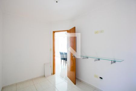 Quarto 2 de apartamento para alugar com 2 quartos, 47m² em Jardim Teles de Menezes, Santo André