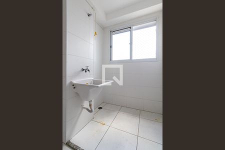 Sala/Cozinha/Área de Serviço  de apartamento à venda com 2 quartos, 41m² em Itaquera, São Paulo