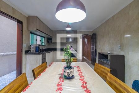 Cozinha de casa à venda com 4 quartos, 190m² em Jardim Esperanca, Barueri