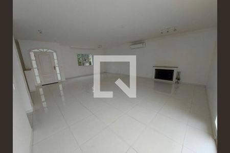 Casa à venda com 4 quartos, 304m² em Super Quadra Morumbi, São Paulo