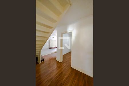 Hall/Escada de casa à venda com 3 quartos, 300m² em Belenzinho, São Paulo