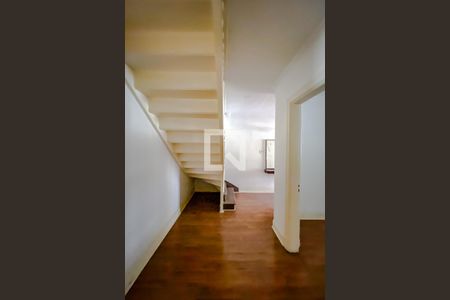 Hall/Escada de casa à venda com 3 quartos, 300m² em Belenzinho, São Paulo