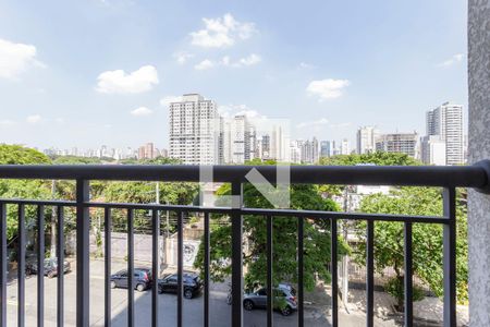 Varanda de kitnet/studio à venda com 1 quarto, 37m² em Moema, São Paulo