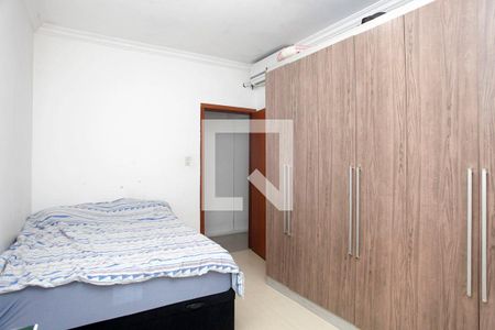 Quarto 1 de apartamento à venda com 2 quartos, 67m² em São João, Porto Alegre