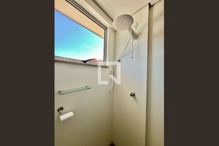 Banheiro de kitnet/studio à venda com 1 quarto, 33m² em Santa Rosa, Belo Horizonte