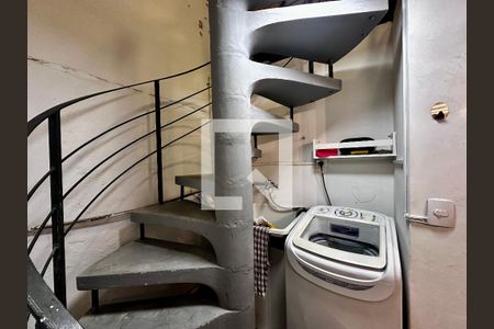 Área de Serviço de apartamento para alugar com 2 quartos, 120m² em Santo Amaro, São Paulo