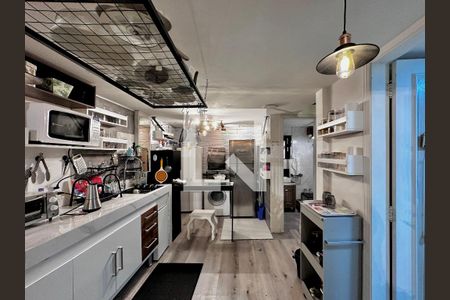 Cozinha de apartamento para alugar com 2 quartos, 120m² em Santo Amaro, São Paulo