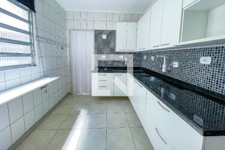 Cozinha de apartamento à venda com 2 quartos, 84m² em Vila Romana, São Paulo