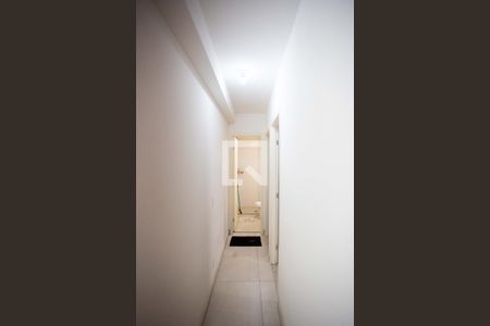 Corredor de apartamento para alugar com 2 quartos, 44m² em Piraporinha, Diadema