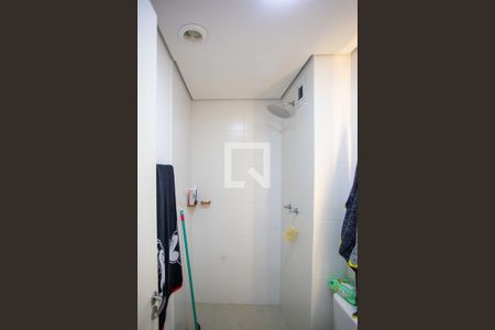 Banheiro de apartamento para alugar com 2 quartos, 44m² em Piraporinha, Diadema